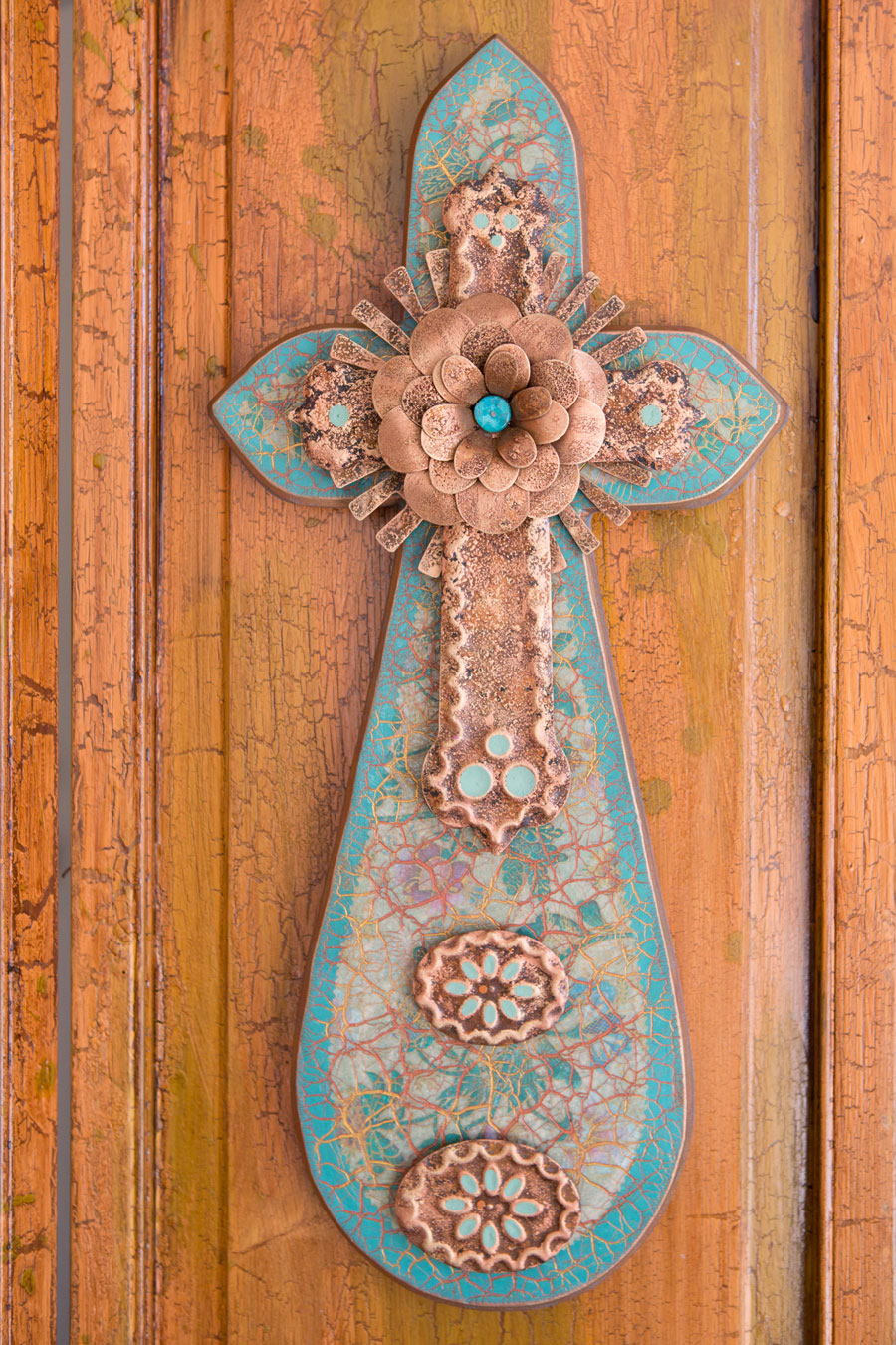 Round Bottom Cross (L) | Teresa del Rito